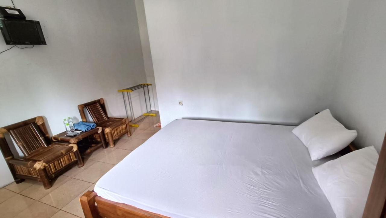 Jogo Segoro Homestay Mitra Reddoorz Near Pantai Sundak Gunungkidul Ngandong Exterior photo