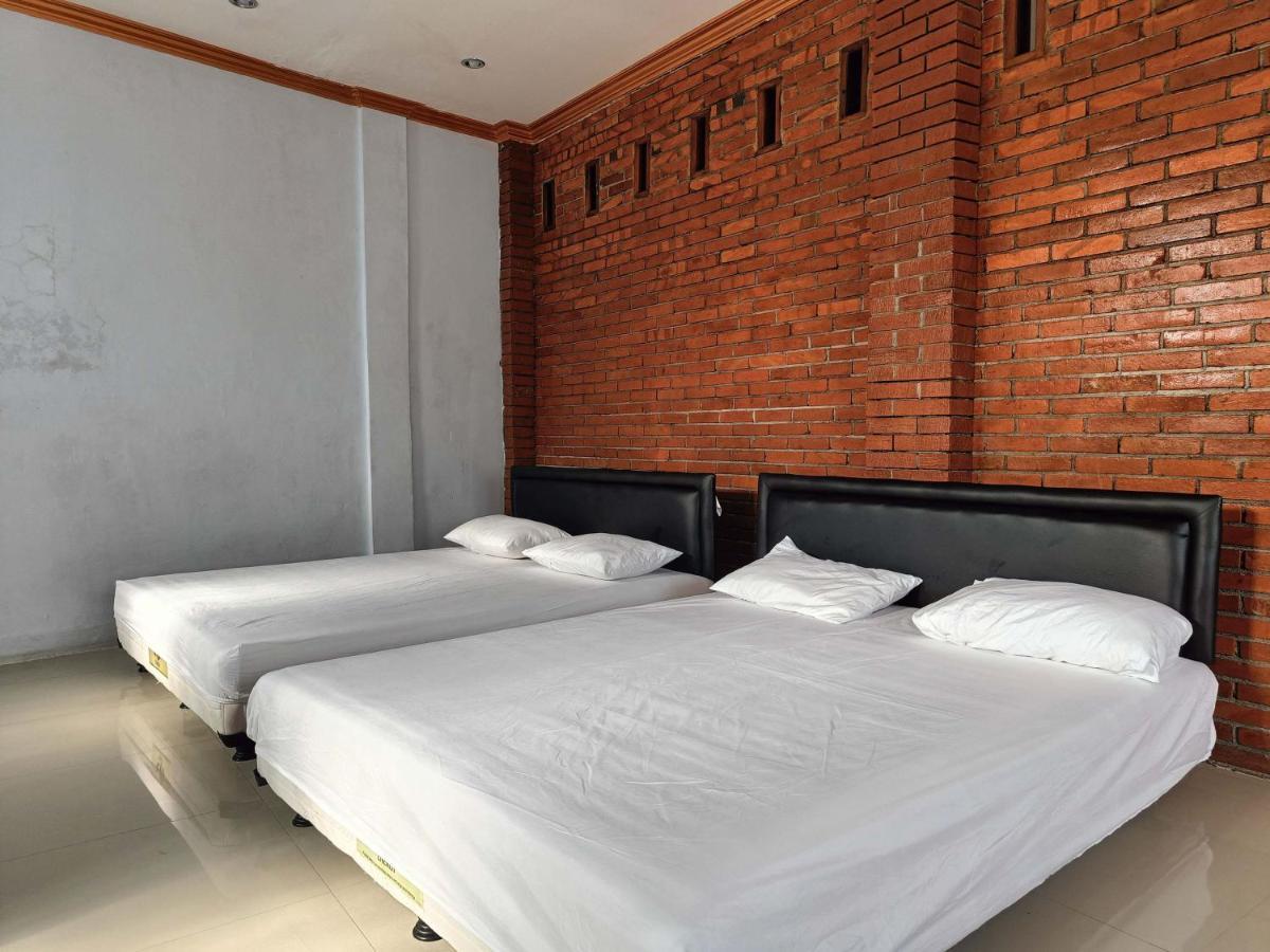 Jogo Segoro Homestay Mitra Reddoorz Near Pantai Sundak Gunungkidul Ngandong Exterior photo