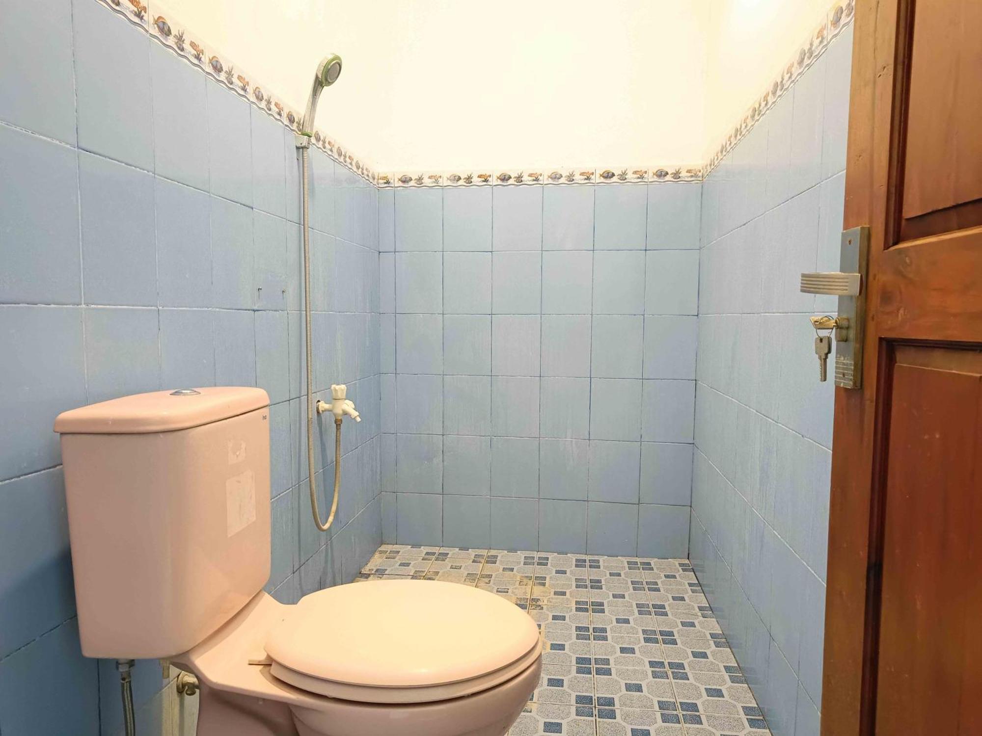 Jogo Segoro Homestay Mitra Reddoorz Near Pantai Sundak Gunungkidul Ngandong Room photo